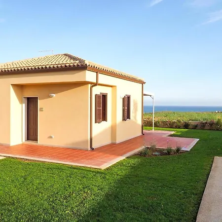Holiday home In With House Sea View Marina di Modica
